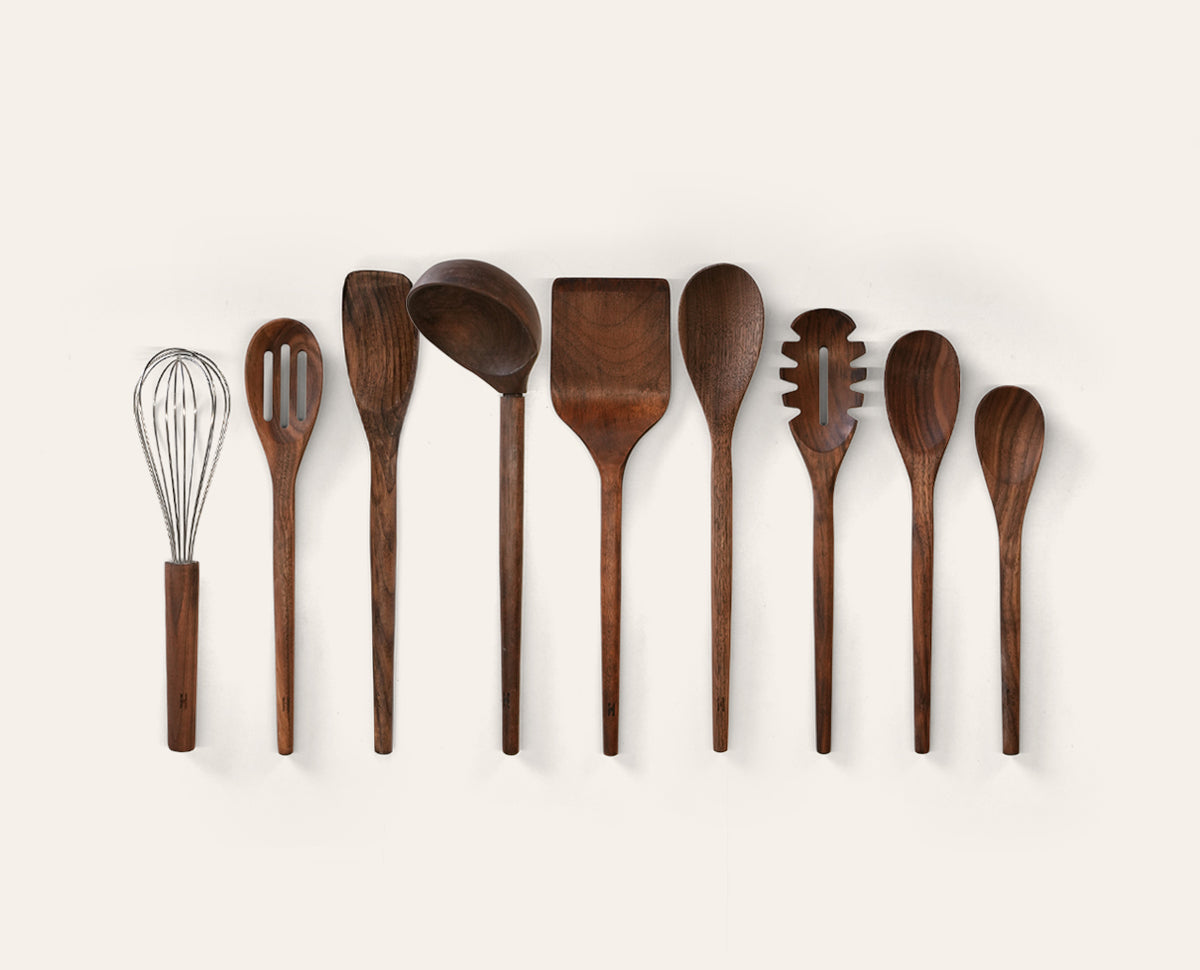 9 vnt. medinių įrankių rinkinys