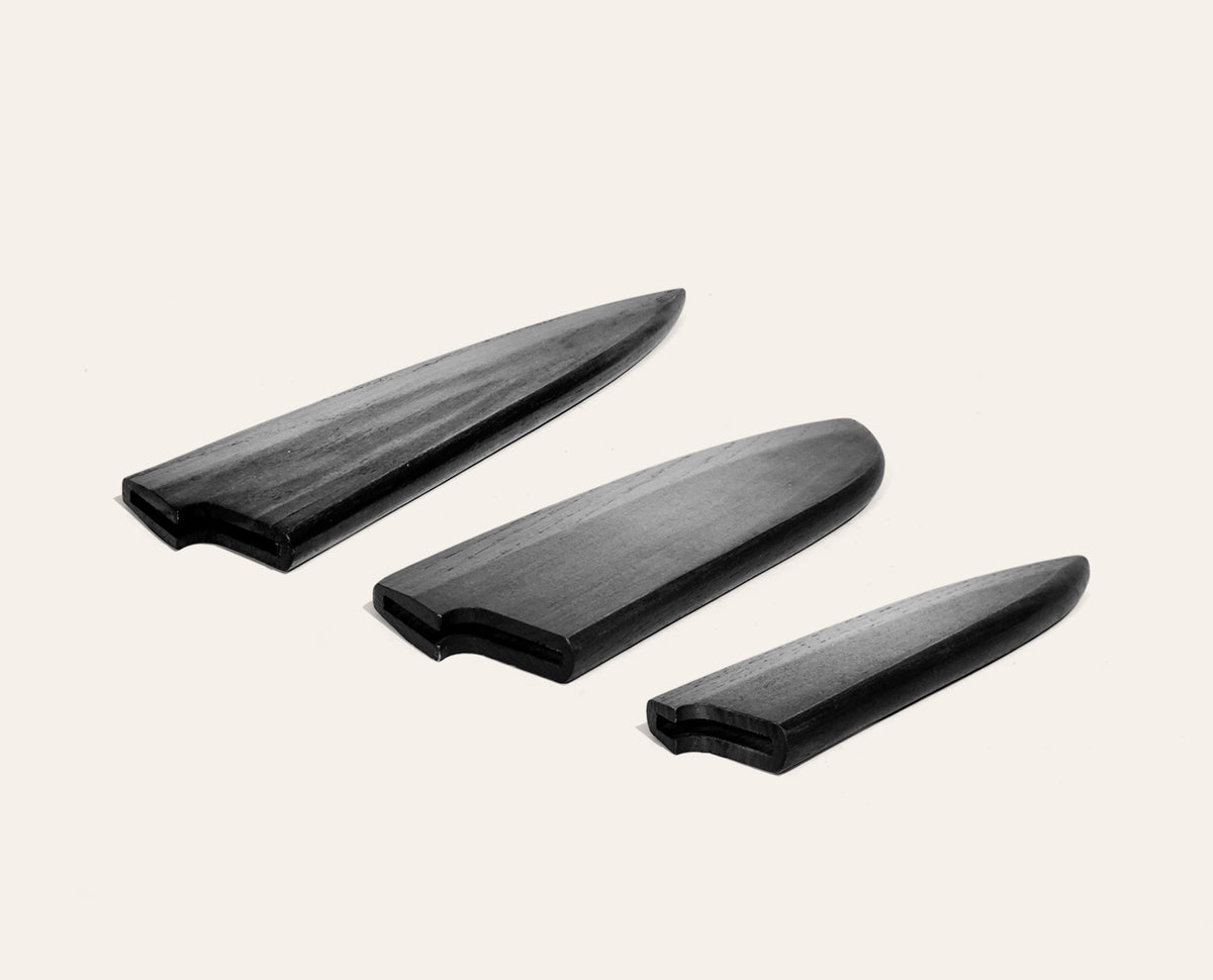 3 kaltinių peilių mediniai dėklai juodi