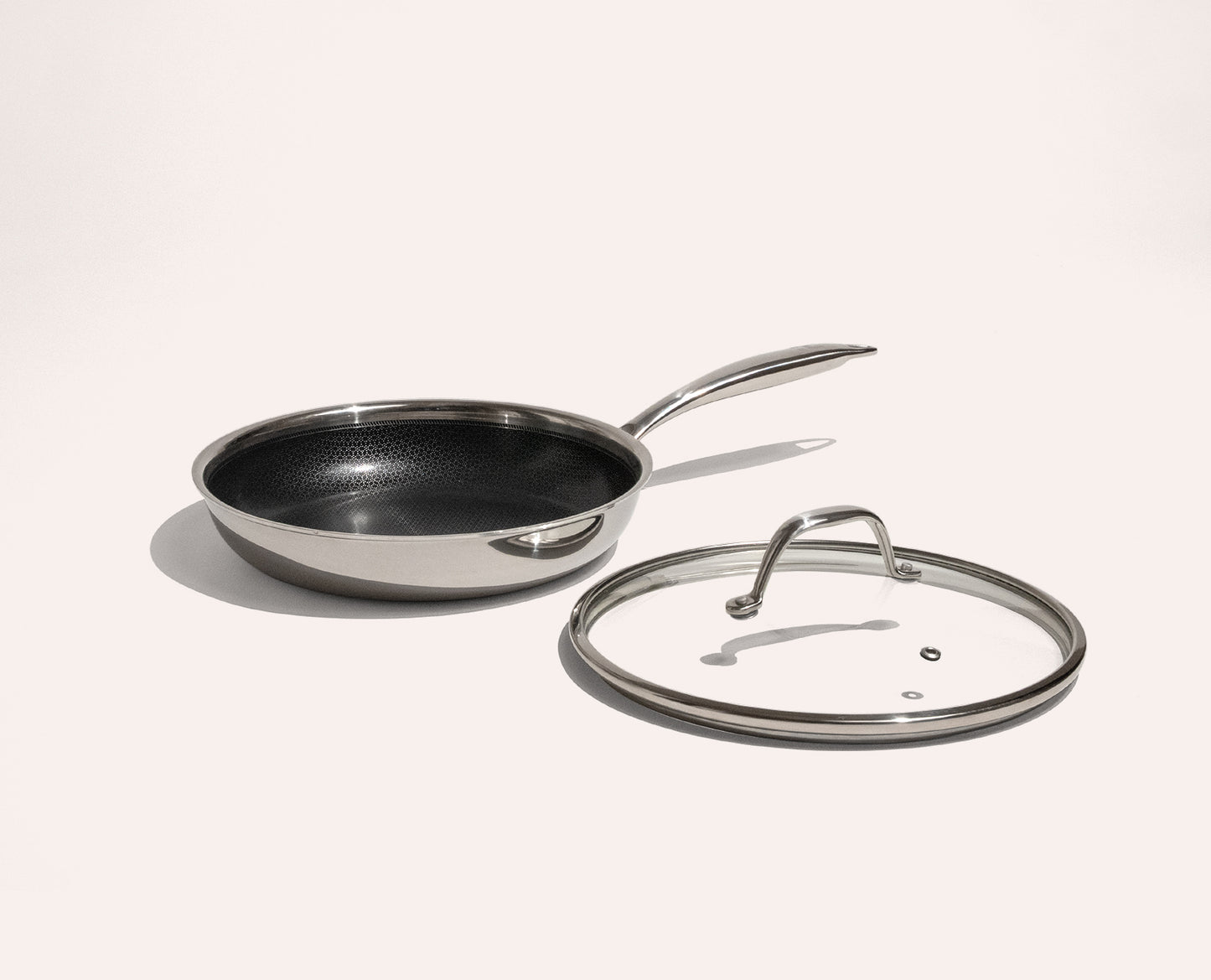 Hoto™ keptuvė 24 cm su dangčiu