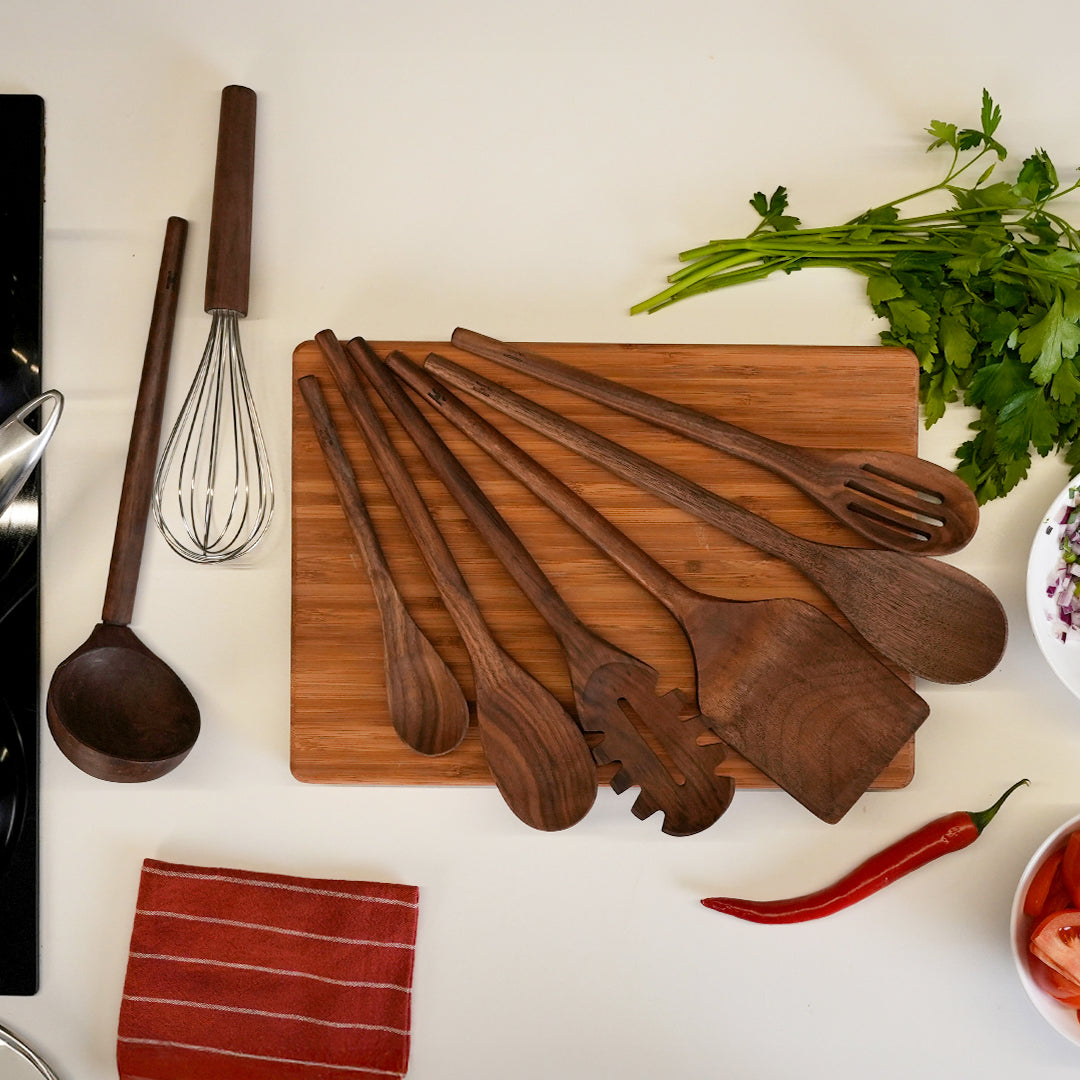 9 vnt. medinių įrankių rinkinys