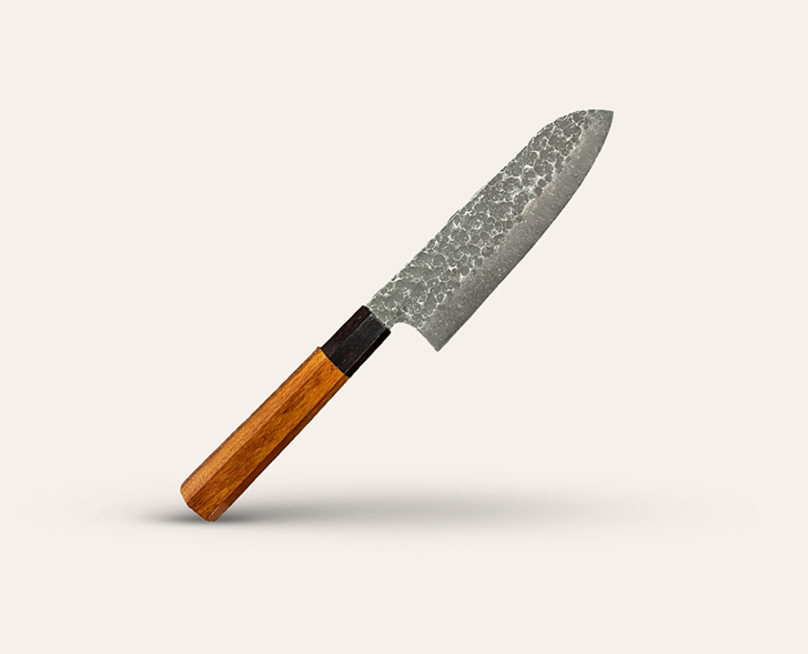 Kaltinis Santoku peilis “Harumi”