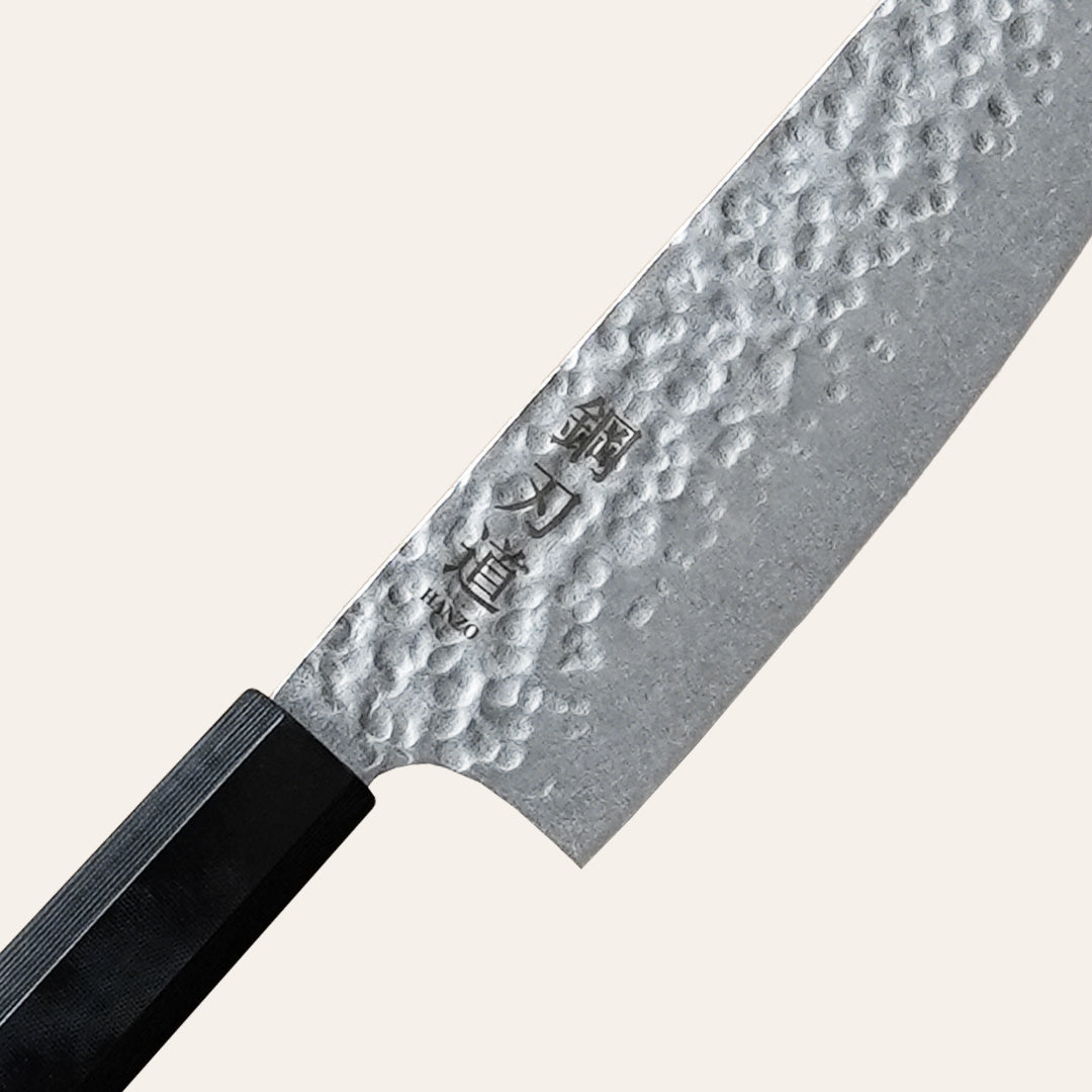 Kaltinis Santoku peilis “Harumi”
